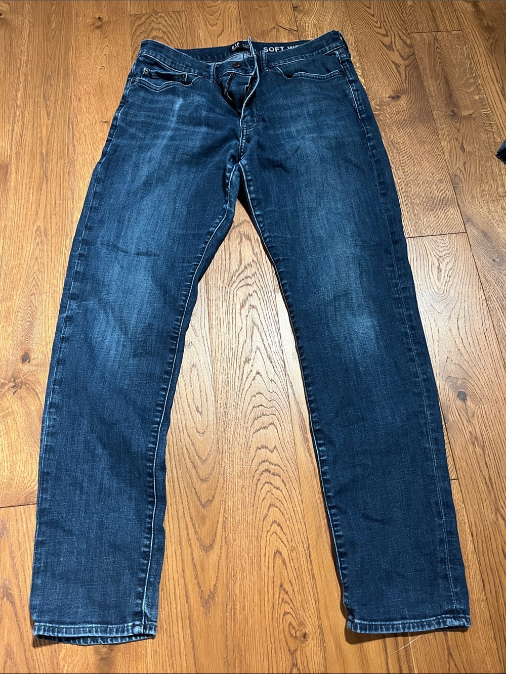 GAP Men's Slim Straight Jeans in Dark Blue Wash